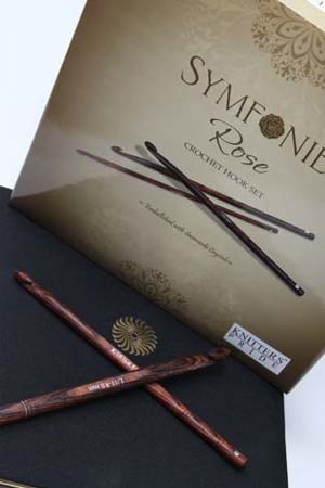 SYMFONIE ROSE SWAROVSKI CRYSTAL ROSEWOOD CROCHET HOOK GIFT SET