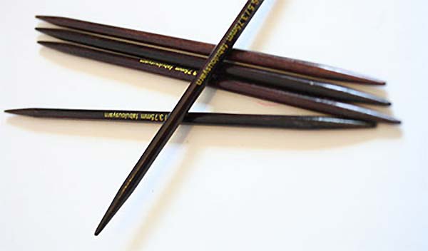 Zen Rosewood  Triangular Double Point  Needles