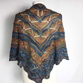 ARTYARNS KIT - Curved Triangle Shawl