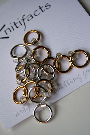 Knitifacts Luxury Yarn Stitch Markers in Black with Clear Beads