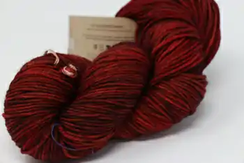 madeline tosh DK Cardinal (294)