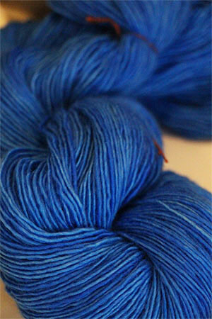 TOSH Tosh Merino LIGHT yarn in Methanol Blue (365)



