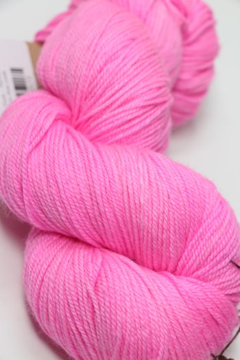 madeline tosh Pashmina Neon Pink (368)