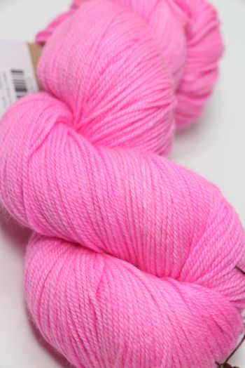 madeline tosh Pashmina Neon Pink (368)
