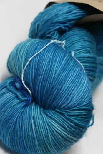 Tosh Merino Light Plunge