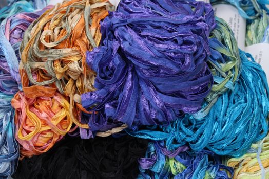 Mango Moon - Silk Ribbon Yarn 