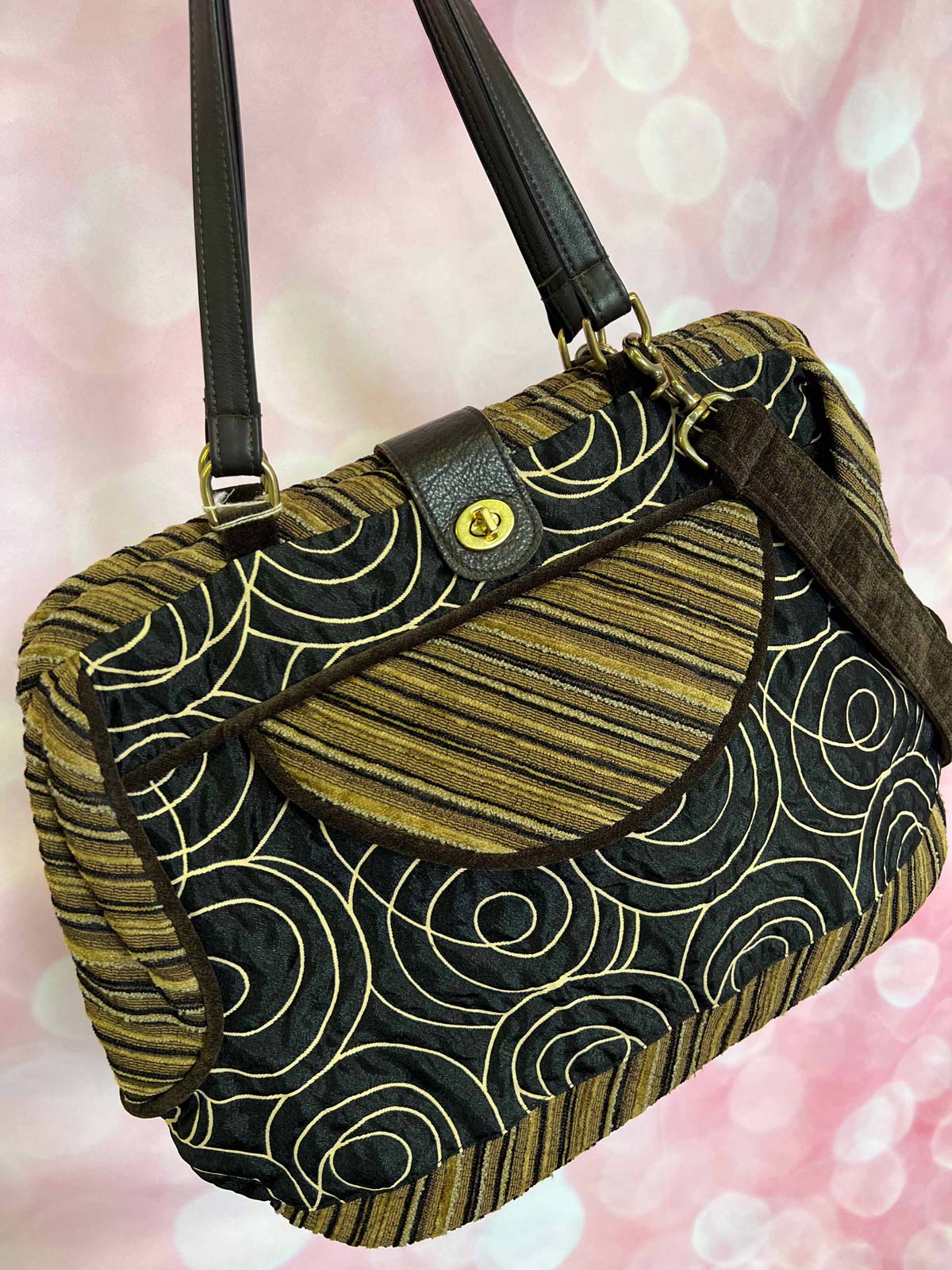 Offhand Designs Knitting Bags: Kazul Skyline at Fabulous Yarn