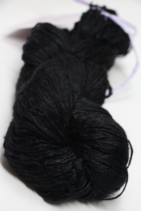 Peau de Soie Silk Yarn in Noir