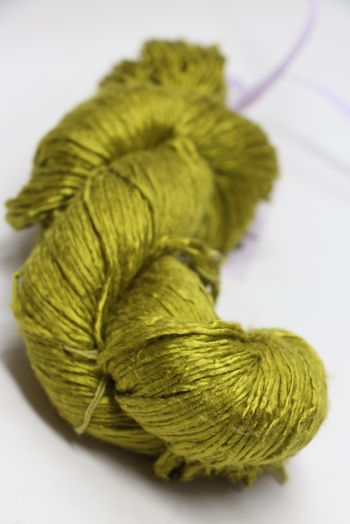 Peau de Soie Silk Yarn in Peridot