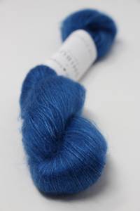 Shibui Silk Cloud TOSH - CREVASSE SOLID