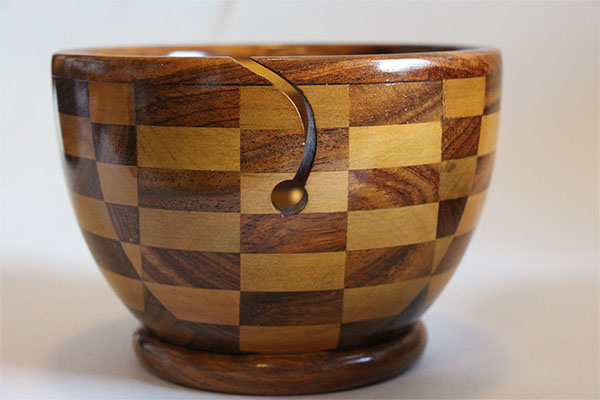 Yarn Bowl - Two Tone Rosewood/Mango Wood  Wooden yarn bowl, Yarn bowl,  Knitting bowl